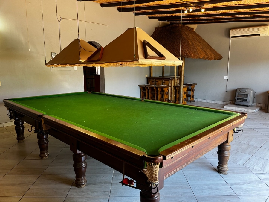 To Let 4 Bedroom Property for Rent in Schoemansville North West